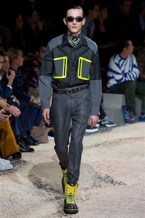 louis vuitton fall 2018 menswear|Louis Vuitton Fall 2018 Menswear Fashion Show .